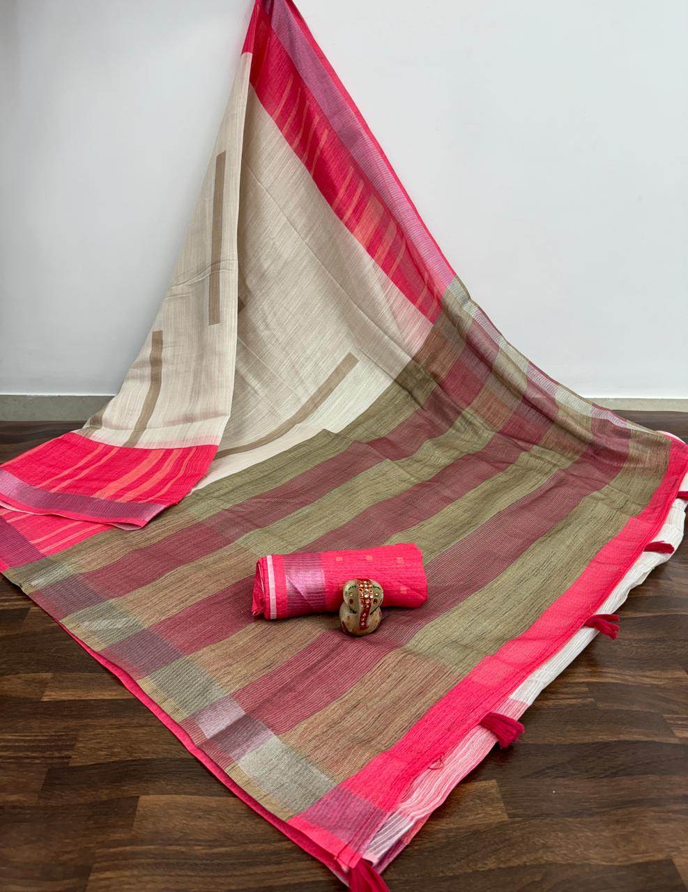 Slub Linen Sarees with Blouse.